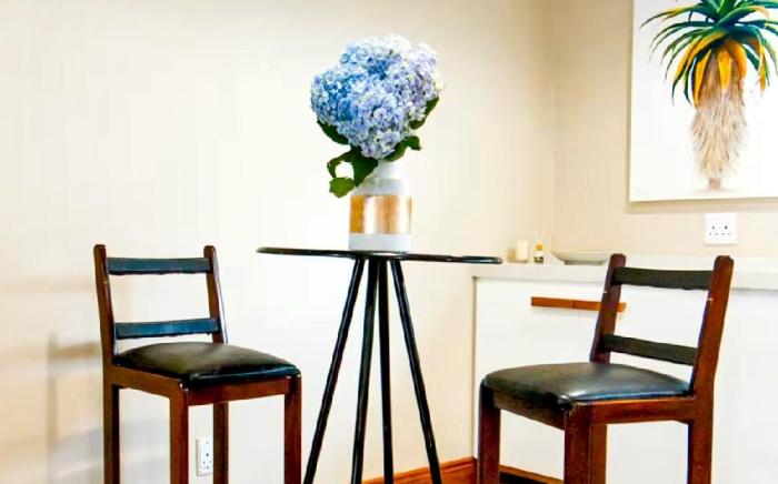 Modern Suite Near Port Elizabeth Airport
