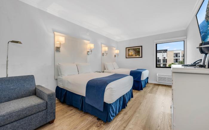 Bayfront Inn 5th Avenue