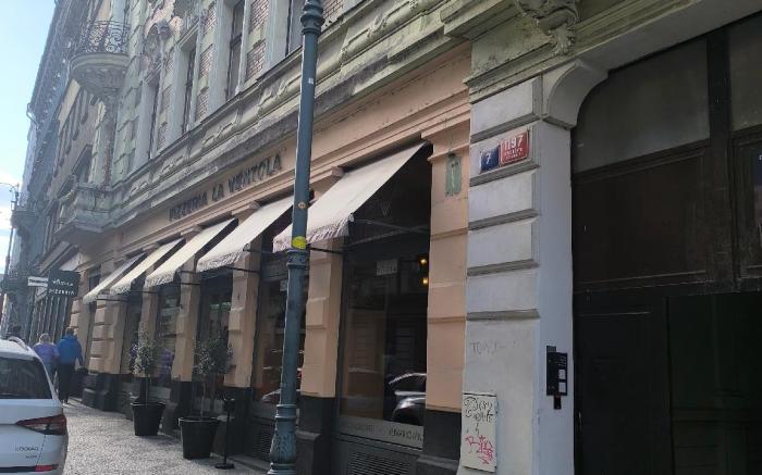 Apartment House - The Modern Flat