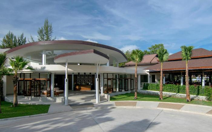 The Leaf Oceanside by Katathani Resort