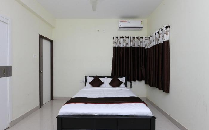 OYO 10123 The Posh Residency