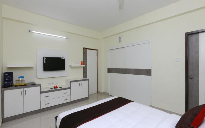 OYO 10123 The Posh Residency