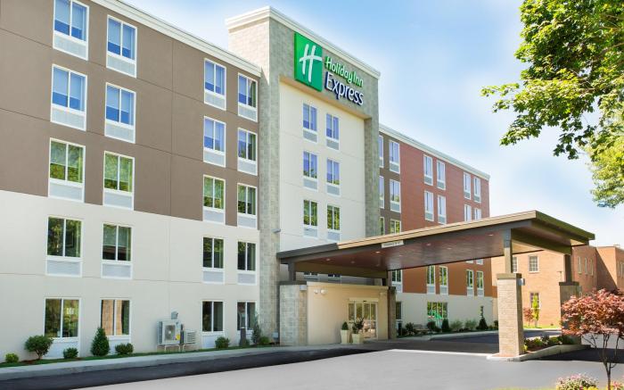Holiday Inn Express Chelmsford By IHG