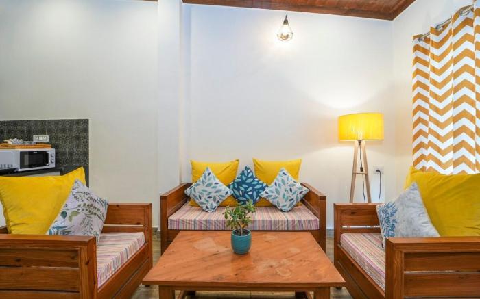 Aperol 1BHK: WiFi+Valley View(1 Km from mall road)