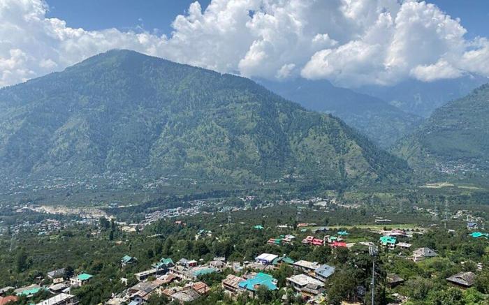 Snow Apple Resort by West Western