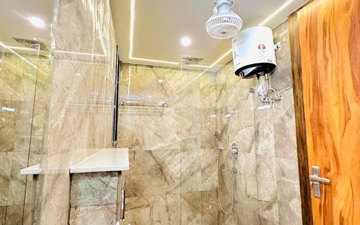 Lime Tree 1BHK Service Apartment Sector 52 Gurgaon