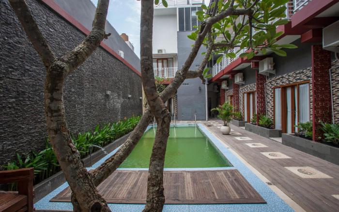 RedDoorz Premium @ Jalan Cengkeh Malang