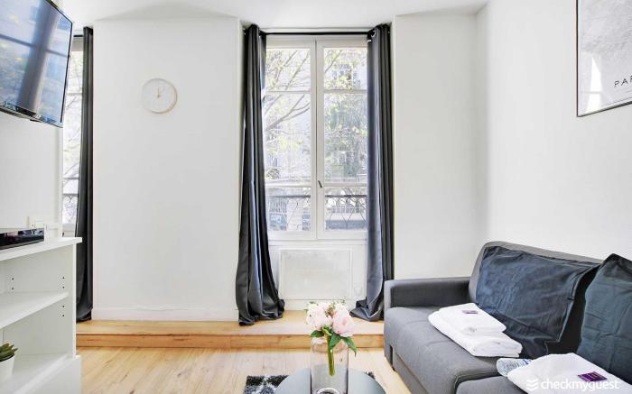 Le Marais - Rue de Bretagne 