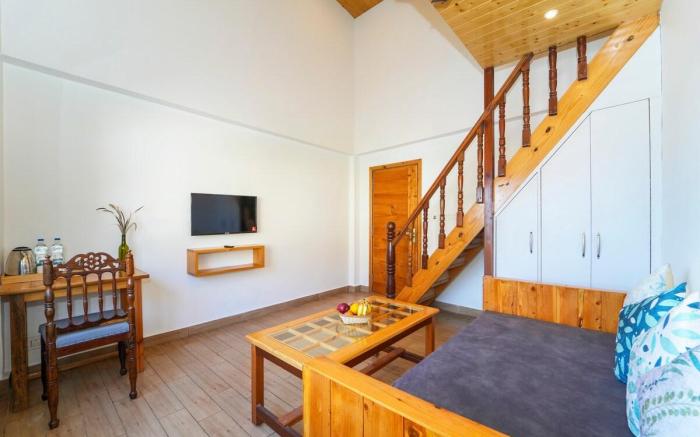 Paddy Duplex Landour | 1 Km from Mall Road