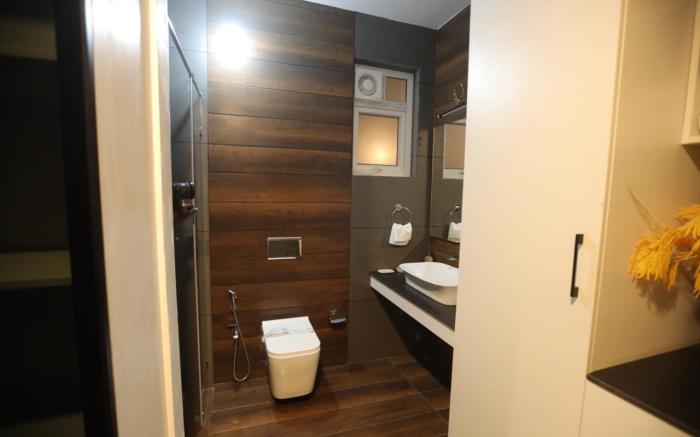 The Grande Lavish Villa_Dreamcloudz Retreats