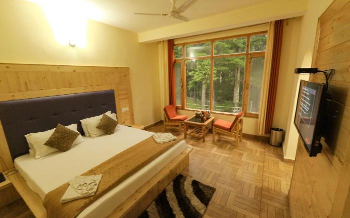 Forest View Retreat 