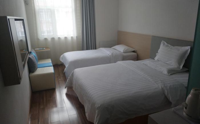 7 Days Inn·Urumqi Kashi East Road Xinjiang Normal University