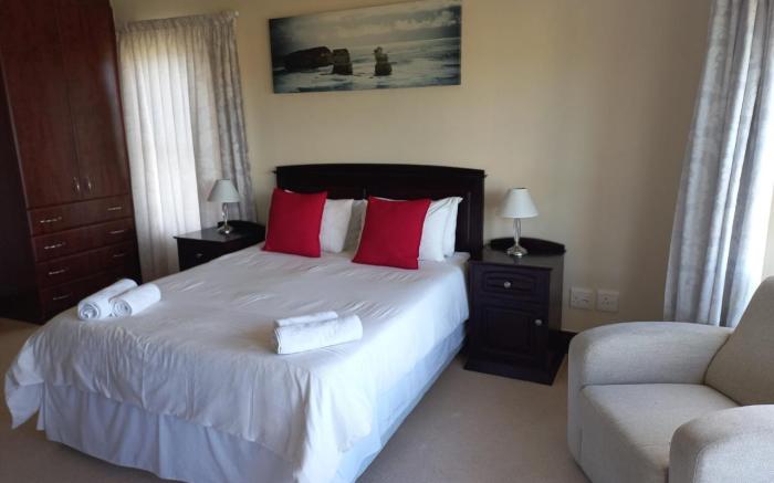 Milkwood Beachfront Accommodation 216, J'Bay
