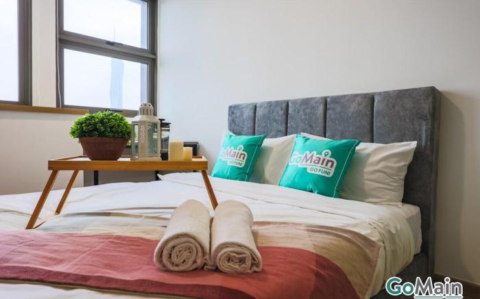 Check-In 24Hours Skypool/ Riveria City KL Sentral