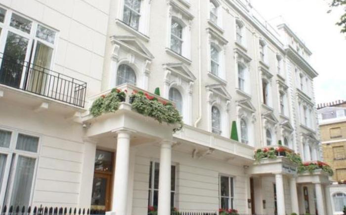 Abbey Court Hotel