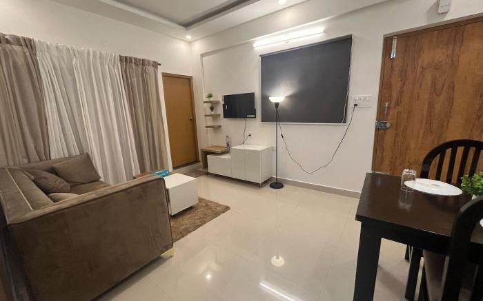 Ayati by Snooze Living | Whitefield A/C 009