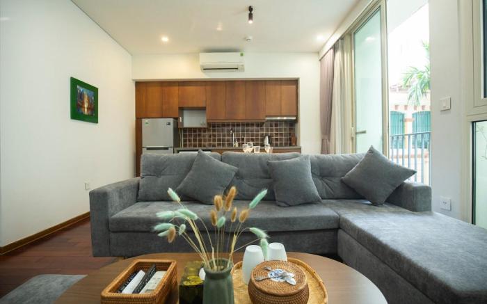 XOI Saka_501_2BR-65m²_Balcony_Lakeside_Kitchen@CBD