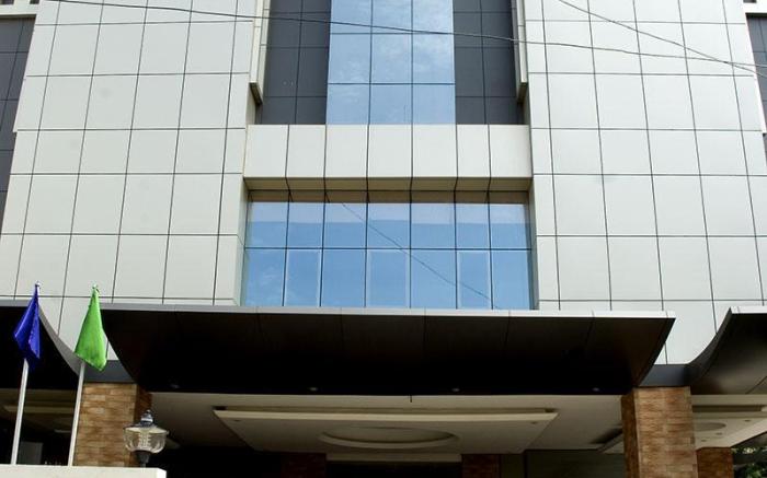 Plaza Inn Business Hotel