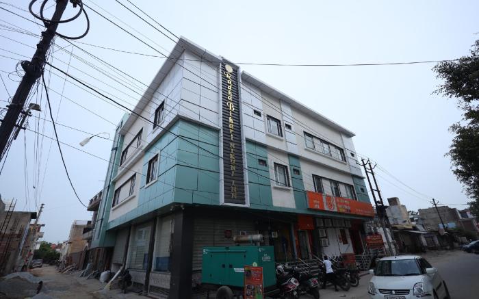 RADHA BIHARI NIKUNJ INN & RESTAURANT