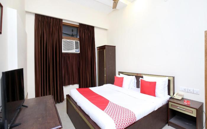 OYO 13877 Hotel Le Bon Ton