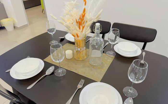 [NEW] 3R2B Puchong FamilyHome @ 6-8 pax
