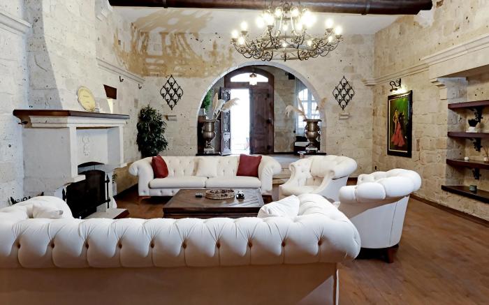 Mai Alaçatı