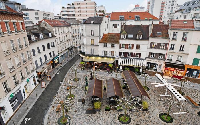 Cozy Apartment 2Bdr/4P - in the Heart of Suresnes