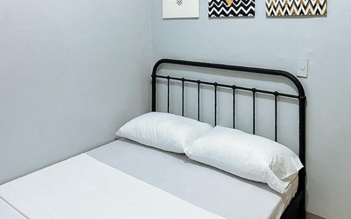RedDoorz @ Aurea Apartelle