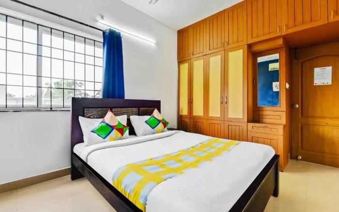 Private room in Neelankarai