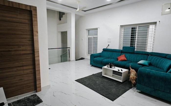 Luxurious Triplex 3BHK Villa+HomeTheater In IT HUB