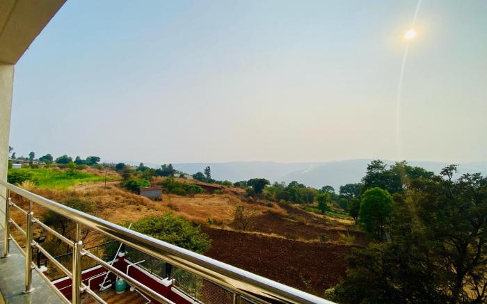Sunset valley panchgani
