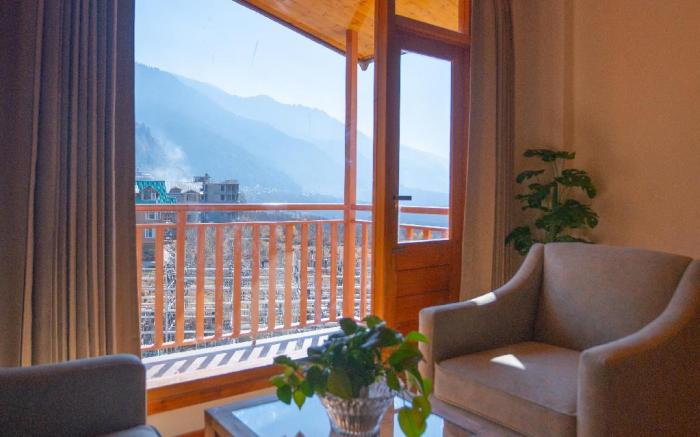 Sparklyn view Luxe