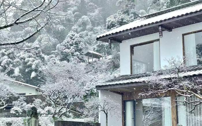 Emeishan Hetang Yunxi Tangquan Hotel