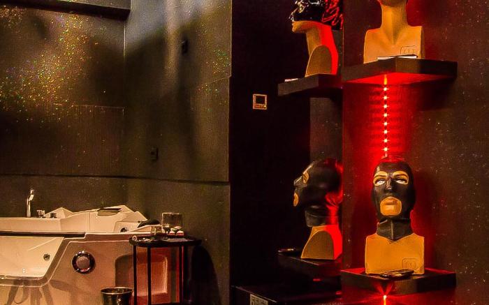 Romeo Nights - Love Rooms - Adults Only