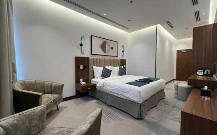 Dancenter Luxury Central formerly Anan hotel 