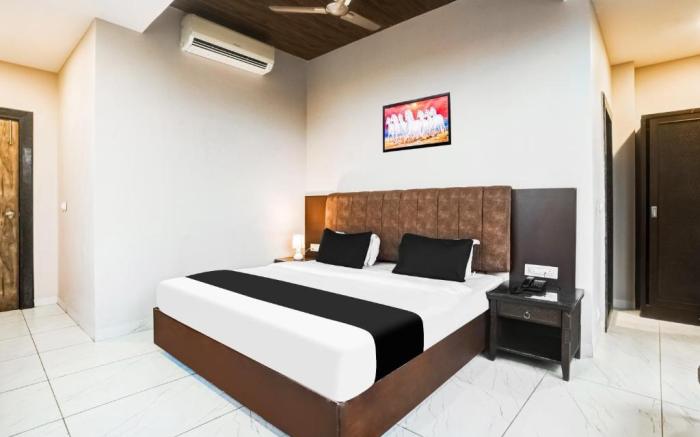 Townhouse Oak Baga Near Titos Lane