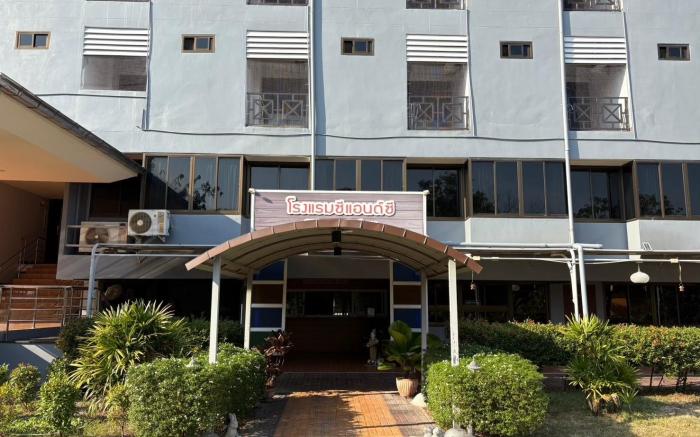 Cabbages & Condoms Hotel Ratchaburi