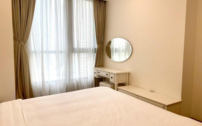3br Luxury apartment with swimming pool.