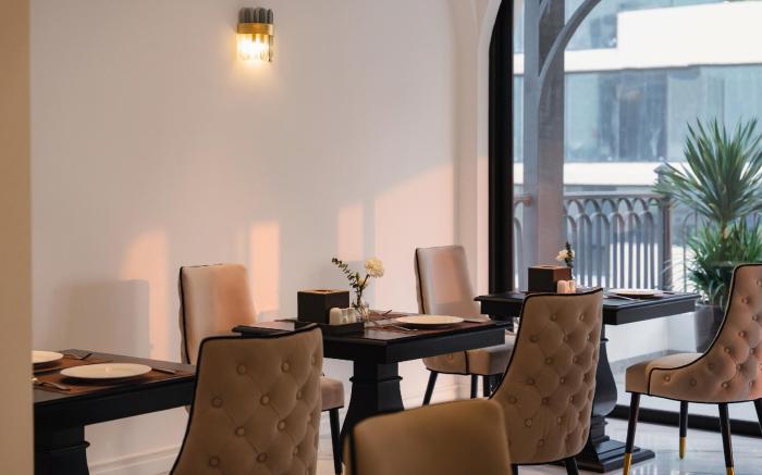22 Land Hotel