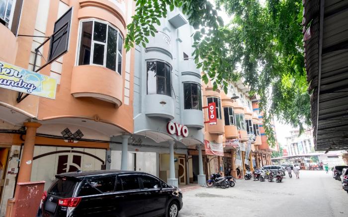 OYO 94570 Metropolitan Home Stay