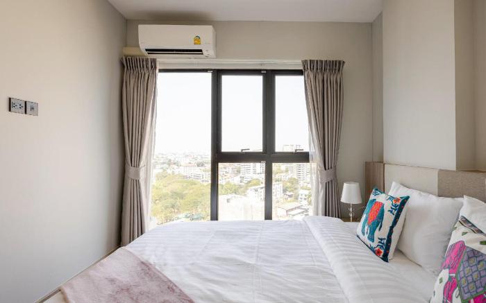 Astra Sky River Family Suite - 2BR 1ba Penthouse