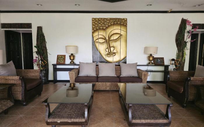 Grand Villa Laguna Resort