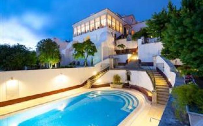 Palacio da Lousa Hotel