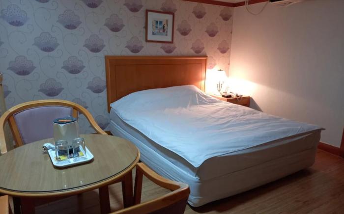 Gimcheon Park Tourist Hotel