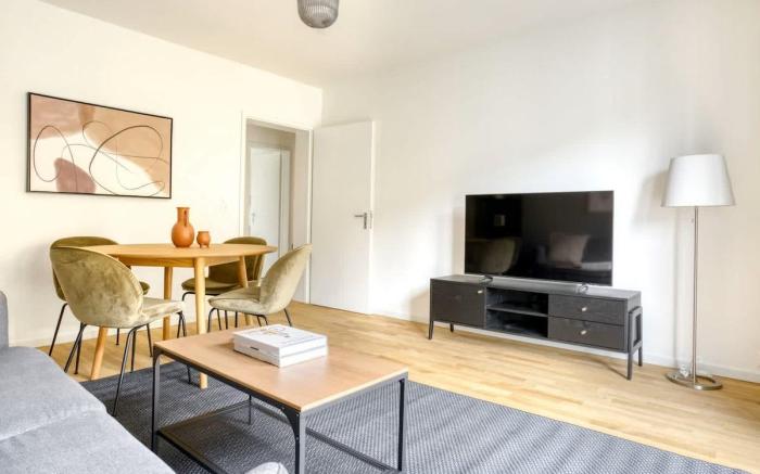 City Centre Spacious 2-BR Apt Paraiba