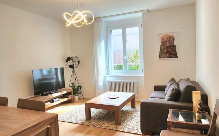 Apt 1B - In the heart of Zurich - Chic 2-BR Apt