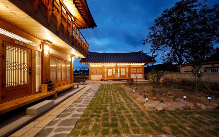 Hanok Stay Mokhyang