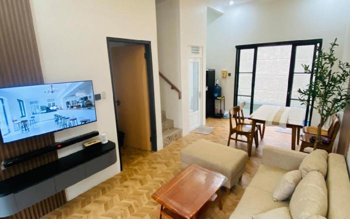 Sunny Villas 3BR Near Jatim Park 3
