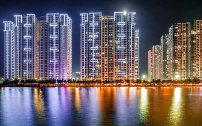 {Free Pool/Gym}- Masterise 2brt view lake/pool