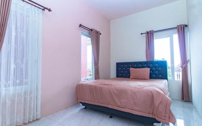Villa Triplet 1 with Private Pool and Rooftop